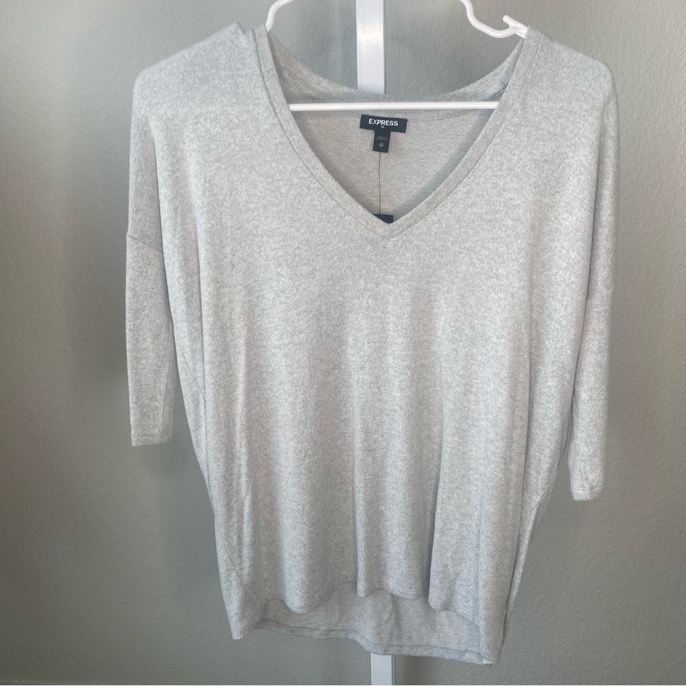 Super Buttery Soft NWT Express Mid Sleeve Shirt Light Grey Casual Summer Top XS